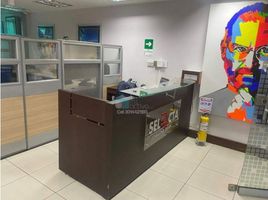 142 SqM Office for sale in Centro Comercial Unicentro Medellin, Medellin, Medellin