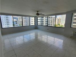 3 Habitación Apartamento en alquiler en Panamá, Bella Vista, Ciudad de Panamá, Panamá