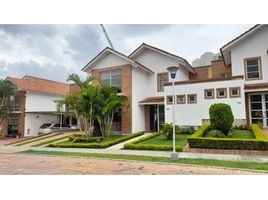 4 Bedroom House for sale in Fusagasuga, Cundinamarca, Fusagasuga