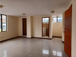 300 m² Office for rent in Quito, Pichincha, Quito, Quito