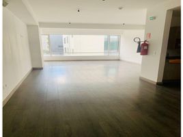 50 m² Office for rent in Basilica of the National Vow, Quito, Quito, Quito