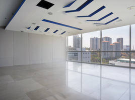 170 m² Office for rent in Huixquilucan, México, Huixquilucan
