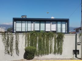 4 Bedroom House for sale in Alangasi, Quito, Alangasi