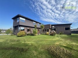 5 Bedroom House for sale in Puerto Montt, Llanquihue, Puerto Montt