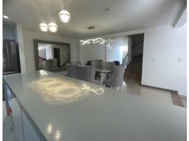 5 Habitación Villa en venta en Cali, Valle Del Cauca, Cali