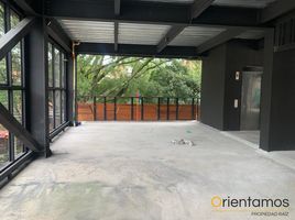 135 m² Office for rent in Parque de los Pies Descalzos, Medellín, Medellín