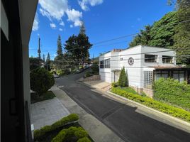 4 Bedroom Villa for sale in Medellin, Antioquia, Medellin