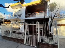 4 Bedroom House for sale in General Sarmiento, Buenos Aires, General Sarmiento