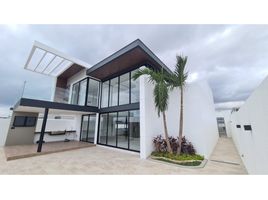 4 Bedroom House for sale in Manta, Manabi, Manta, Manta