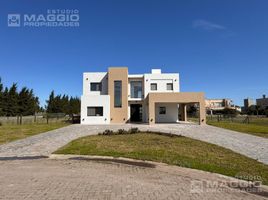 4 Habitación Casa en venta en Esteban Echeverria, Buenos Aires, Esteban Echeverria