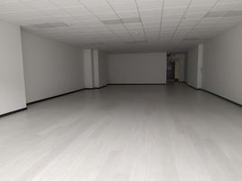 146 SqM Office for sale in Santafé Mall (Centro Comercial Santafé Bogotá), Bogota, La Calera