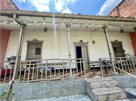 4 Bedroom Villa for sale in Antioquia Museum, Medellin, Medellin