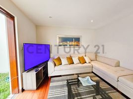 4 Habitación Casa en venta en University of Piura (Lima campus), Miraflores, Santiago de Surco