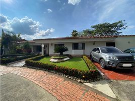 3 Bedroom Villa for sale in Cali, Valle Del Cauca, Cali