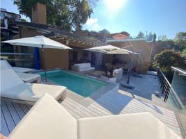 Villa 4 chambre à vendre à Valle De Bravo, Mexico, Valle De Bravo
