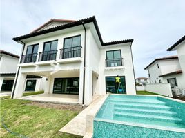 4 Bedroom House for sale in Cocle, El Chiru, Anton, Cocle