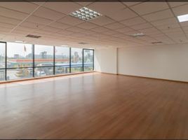 97 SqM Office for rent in Bogota, Cundinamarca, Bogota