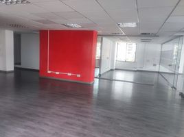 165 SqM Office for sale in Bogota, Cundinamarca, Bogota