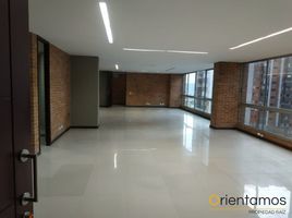 120 m² Office for rent in Colombia, Medellín, Antioquia, Colombia