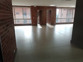 153 m² Office for rent in Parque de los Pies Descalzos, Medellín, Medellín