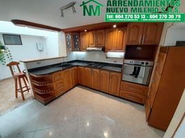 Villa 4 chambre à vendre à Envigado, Antioquia, Envigado