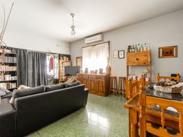 2 Bedroom House for sale in Lanus, Buenos Aires, Lanus