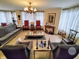 5 Bedroom Apartment for sale in Antioquia Museum, Medellin, Medellin