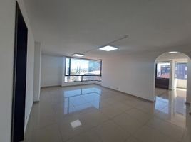 103.78 SqM Office for rent in Bogota, Cundinamarca, Bogota