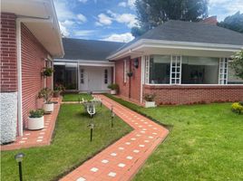 4 Bedroom House for sale in Templo Bogotá Colombia, Bogota, Bogota