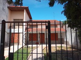 2 Bedroom House for sale in Lomas De Zamora, Buenos Aires, Lomas De Zamora