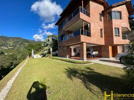 5 Habitación Casa en venta en Sabaneta, Antioquia, Sabaneta