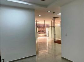 124 m² Office for rent in Colombia, Bogotá, Cundinamarca, Colombia