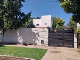 3 Bedroom House for sale in Moron, Buenos Aires, Moron