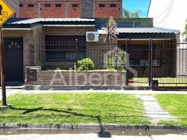 3 Bedroom House for sale in Moron, Buenos Aires, Moron