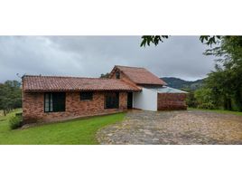 2 Habitación Casa en venta en Colombia, La Calera, Cundinamarca, Colombia