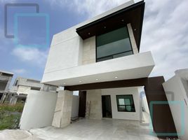 Villa 3 chambre à vendre à Santa Catarina, Nuevo Leon, Santa Catarina
