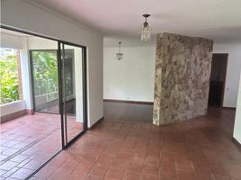 Maison 4 chambre à vendre à Medellin, Antioquia, Medellin