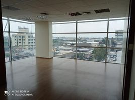 97.04 m² Office for rent in Aeropuerto Internacional José Joaquín De Olmedo, Guayaquil, Guayaquil