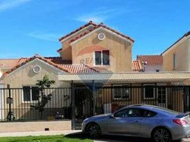 4 Bedroom House for sale in Santiago, Pirque, Cordillera, Santiago