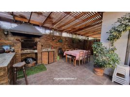 4 Bedroom House for sale in Santiago, San Jode De Maipo, Cordillera, Santiago