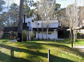 6 Habitación Villa en venta en Buenos Aires, Villa Gesell, Buenos Aires