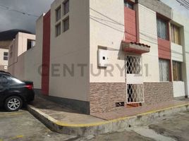 3 Bedroom House for sale in Pomasqui, Quito, Pomasqui