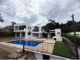 9 Bedroom Villa for sale in Colombia, La Mesa, Cundinamarca, Colombia