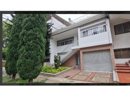 5 Bedroom Villa for sale in Bare Foot Park (Parque de los Pies Descalzos), Medellin, Medellin