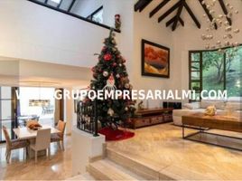 4 Bedroom Villa for sale in Medellin, Antioquia, Medellin