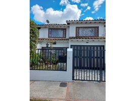 4 Bedroom House for sale in Bogota, Cundinamarca, Bogota