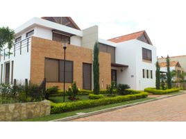 5 Bedroom House for sale in Fusagasuga, Cundinamarca, Fusagasuga