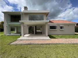 4 Bedroom Villa for sale in Mosquera, Cundinamarca, Mosquera