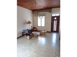 4 Bedroom House for sale in Bare Foot Park (Parque de los Pies Descalzos), Medellin, Medellin