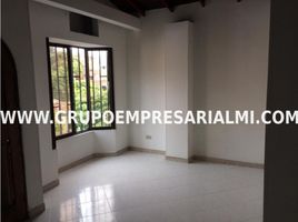 2 Habitación Villa en venta en Centro Comercial Unicentro Medellin, Medellín, Medellín